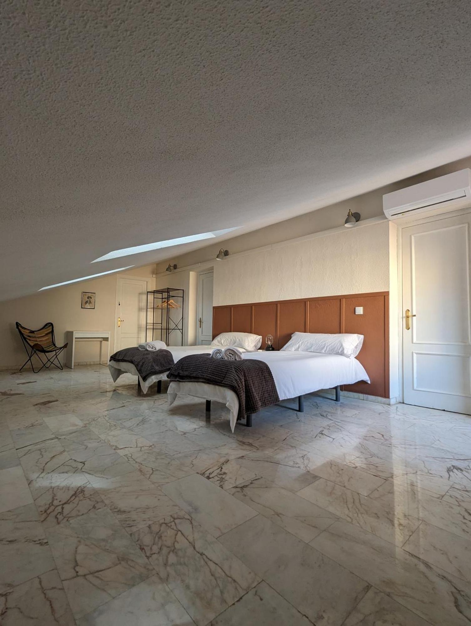 Atico San Juan 2 Apartment กาเซเรส ภายนอก รูปภาพ